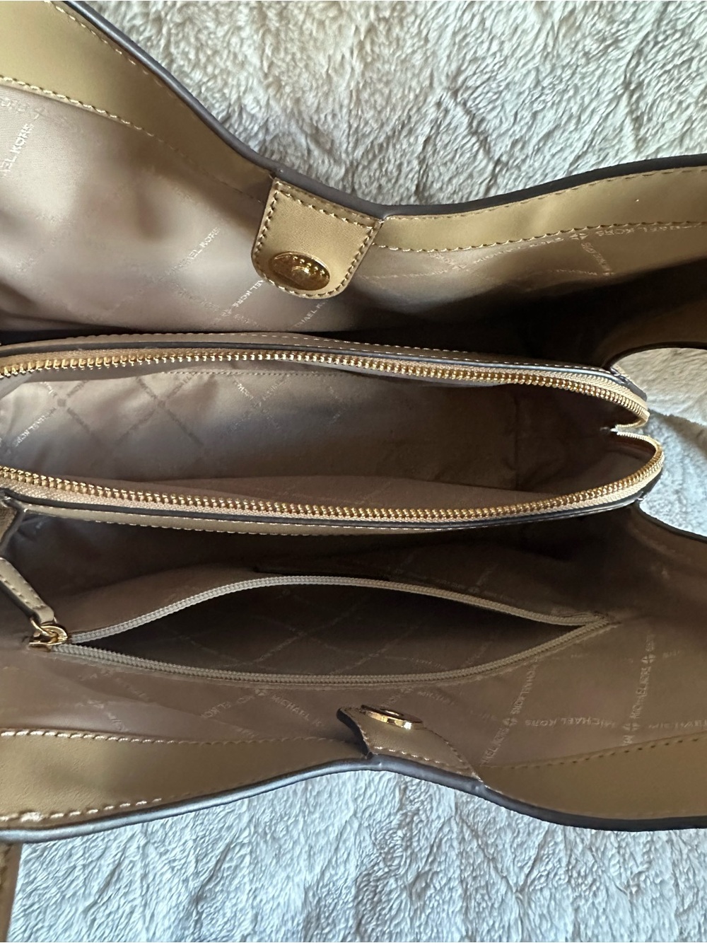 Michael Kors Beige/Tan Signature Rosemary MK Logo Shoulder Bag - Picture 7 of 7